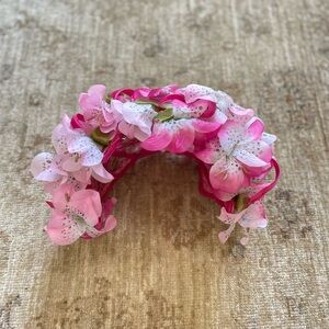 Vintage 1950s Floral Hat.  Studio Style Designed by Caspar Davis of Hollywood.